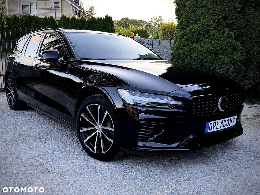 Volvo V60 T6 AWD Plug-In Hybrid Plus Dark - 2