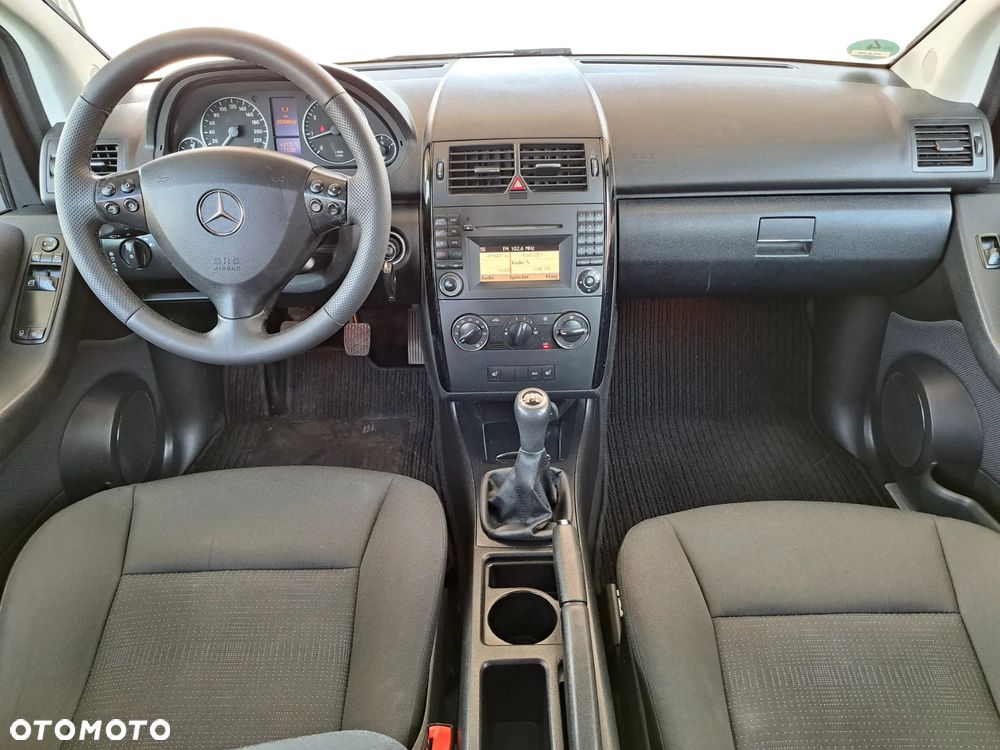 Mercedes-Benz Klasa A 160 BlueEfficiency - 24