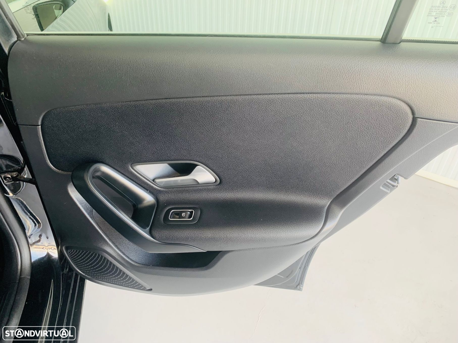 Mercedes-Benz A 250 e Progressive - 36