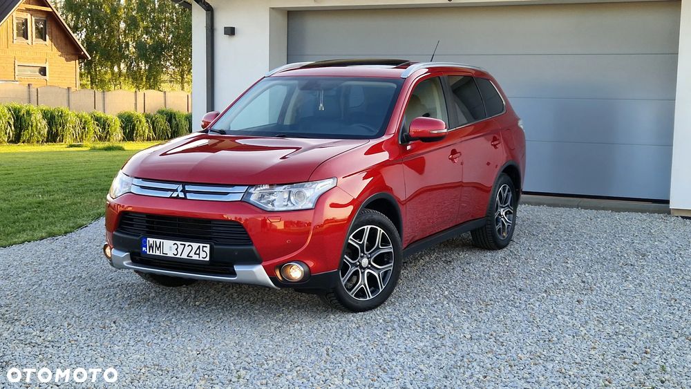 Mitsubishi Outlander 2.2 DID Intense + - 21