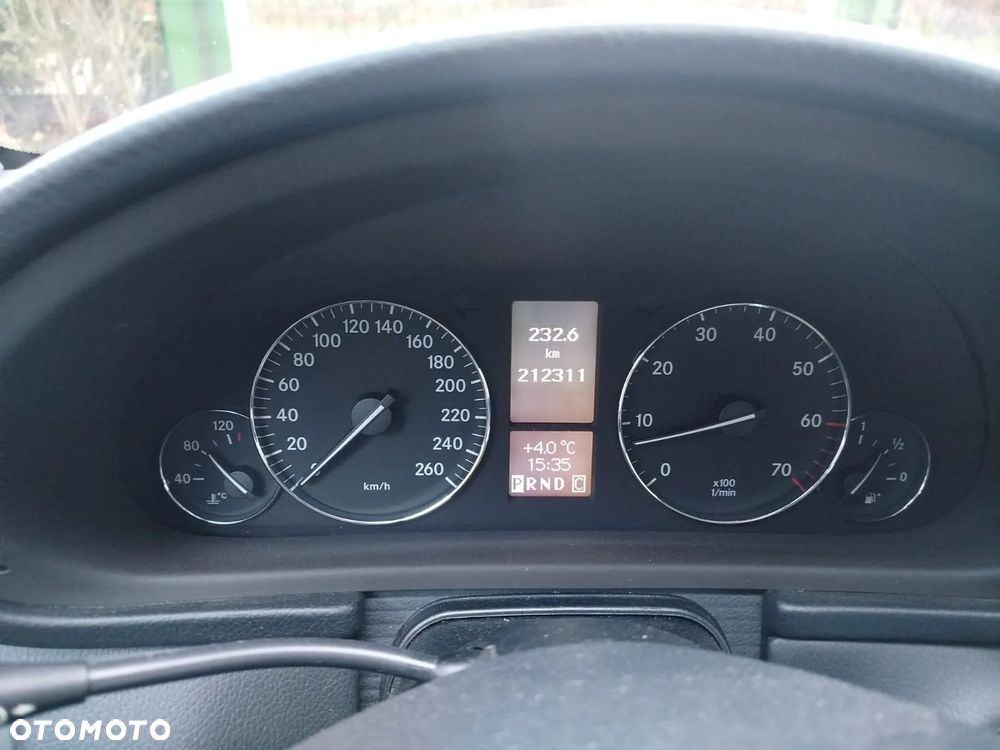 Mercedes-Benz Klasa C 180 Kompressor Automatik Avantgarde - 17