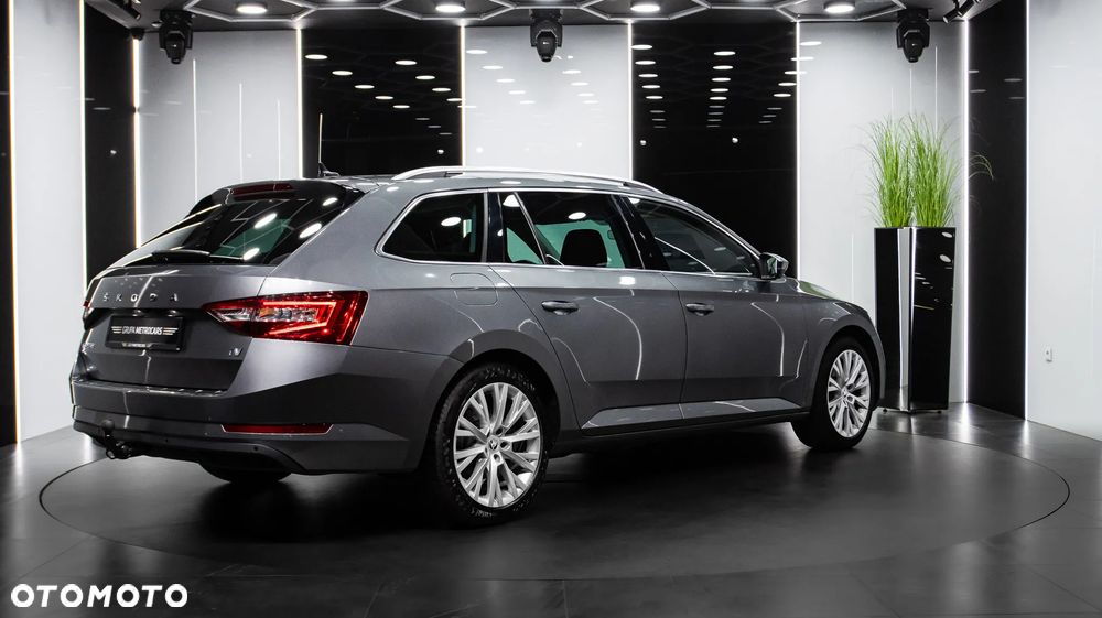 Skoda Superb 1.4 TSI Plug-In Hybrid Ambition DSG - 7