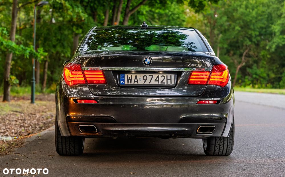 BMW Seria 7 740Li Edition Exclusive - 5