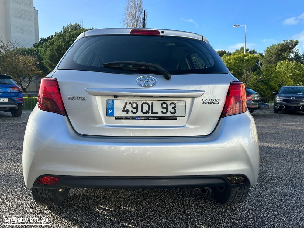 Toyota Yaris 1.0 VVT-i Comfort Plus - 4