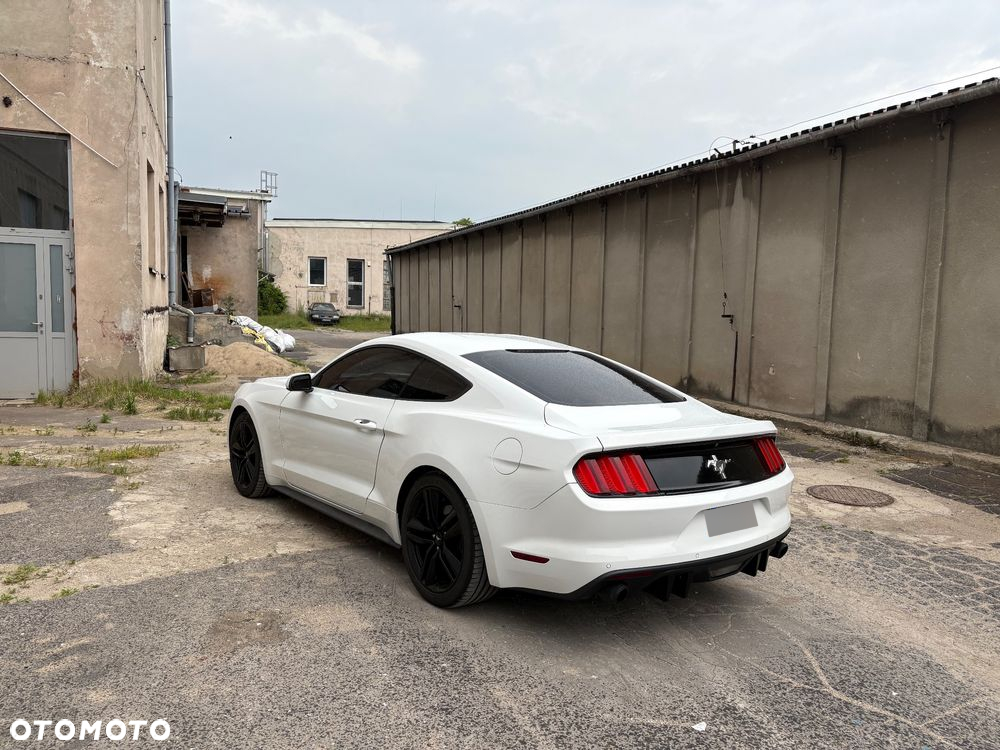 Ford Mustang 3.7 V6 - 6