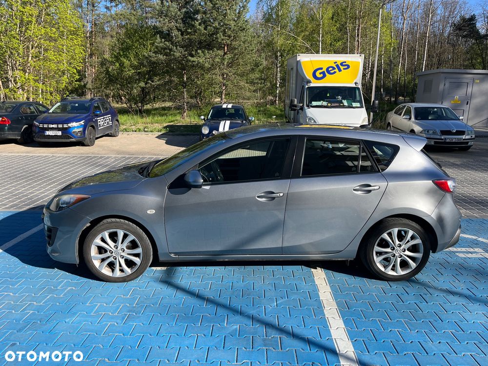 Mazda 3 1.6 Exclusive + - 4