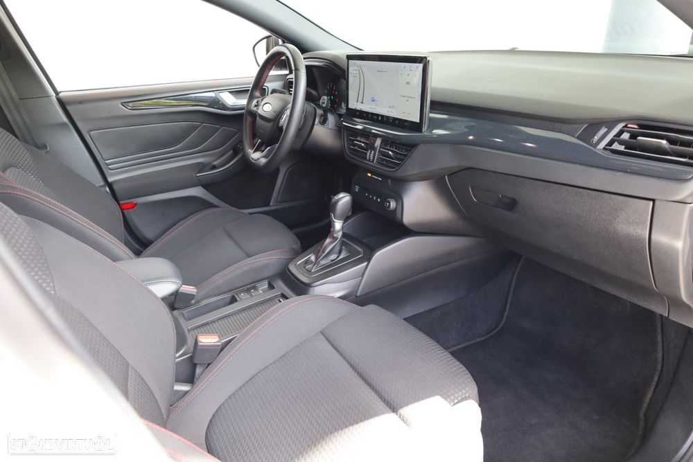Ford Focus 1.0 EcoBoost MHEV ST-Line Aut. - 56