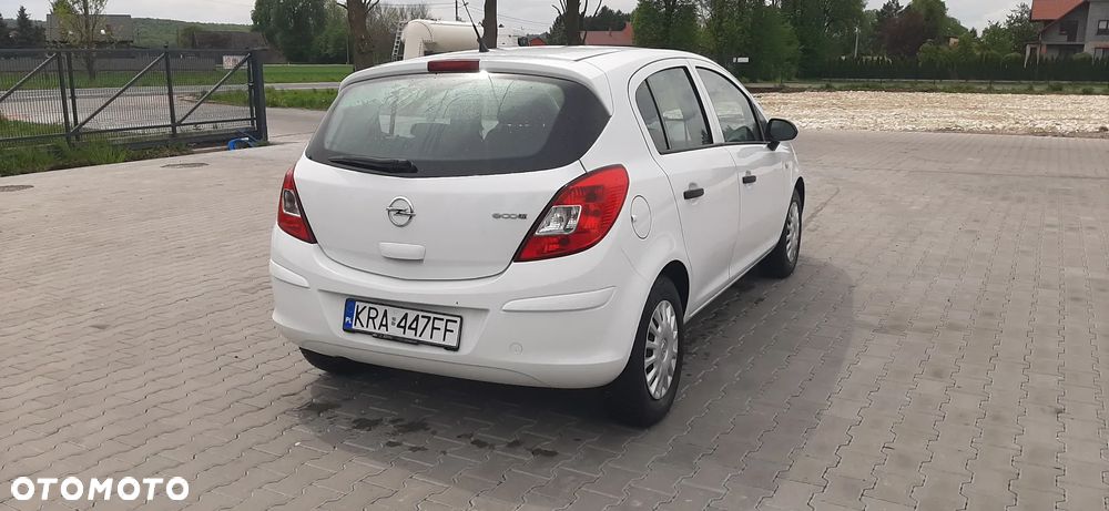 Opel Corsa - 8