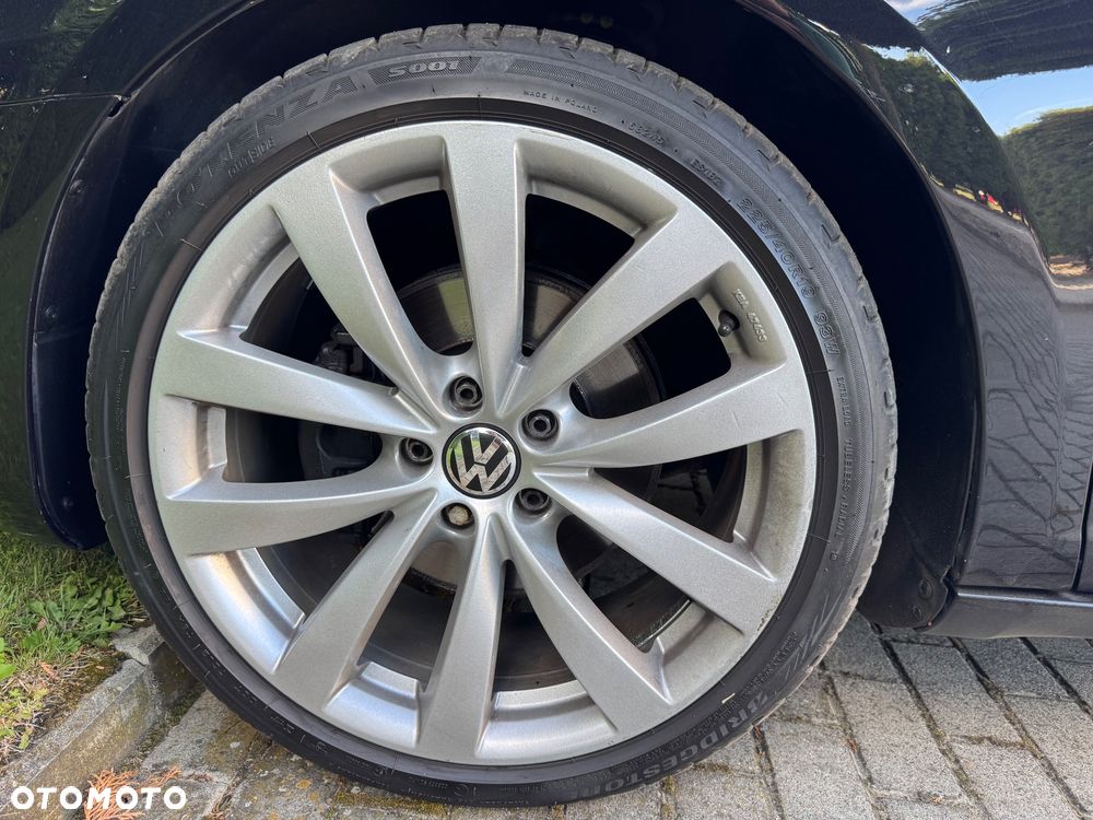 Volkswagen Passat CC - 35