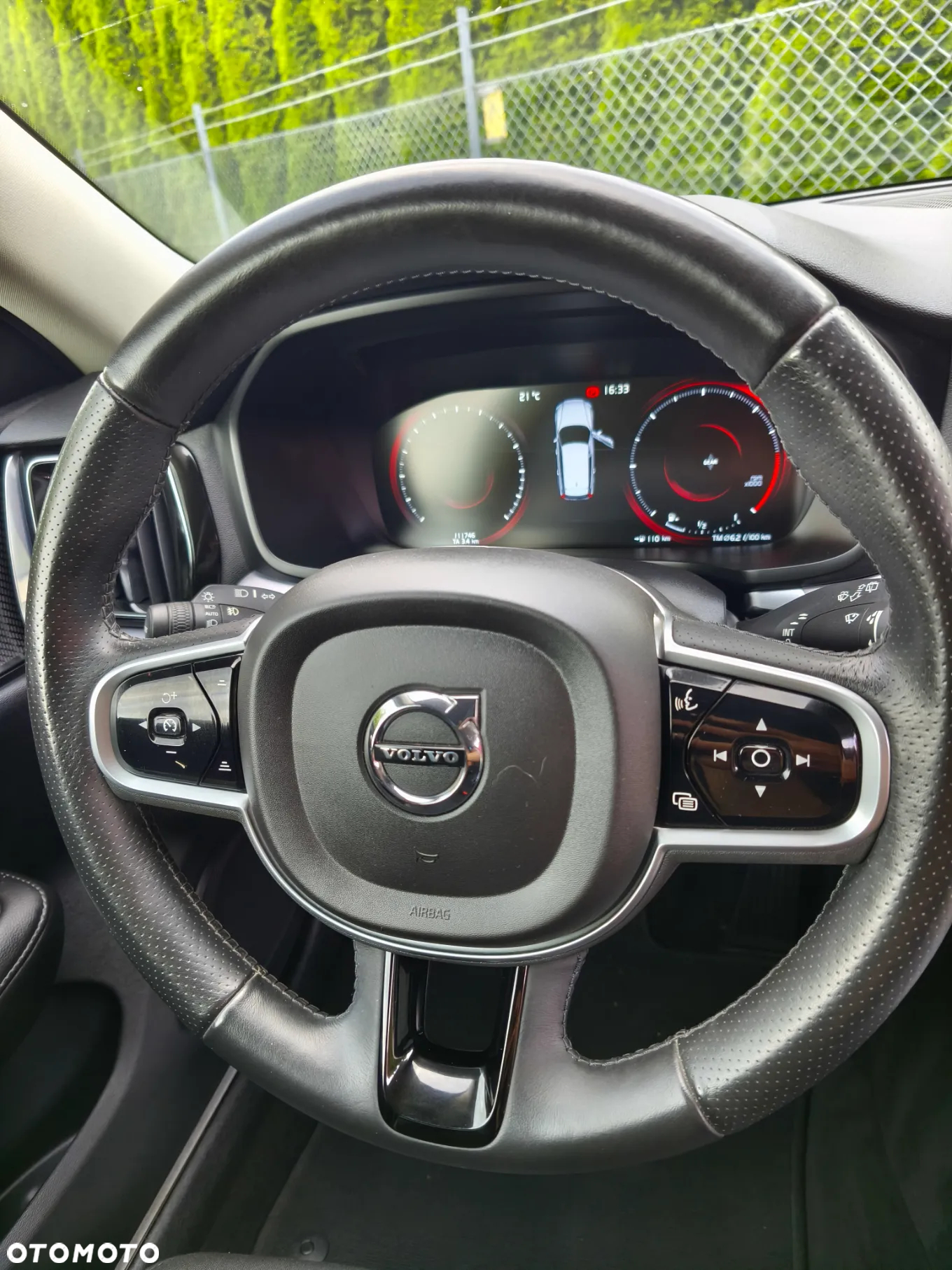 Volvo V60 D3 Drive-E R-Design Momentum - 28