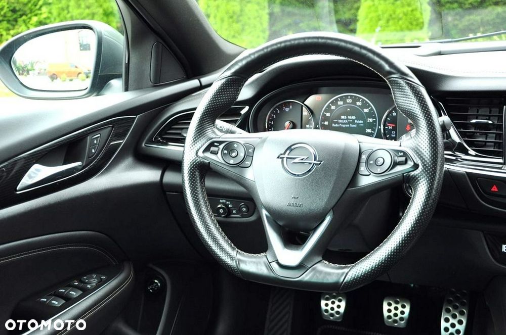 Opel Insignia - 33