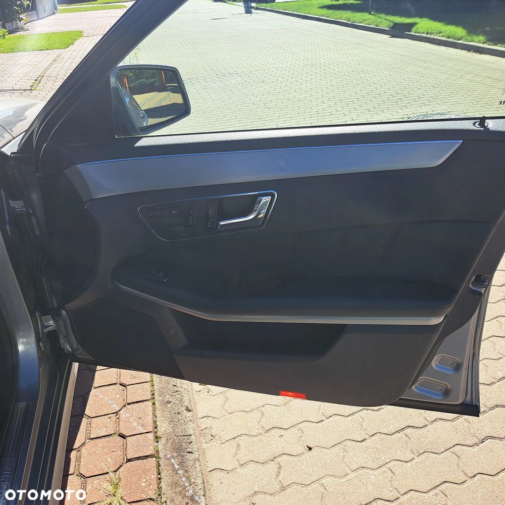 Mercedes-Benz Klasa E 350 CDI 4-Matic Elegance - 14