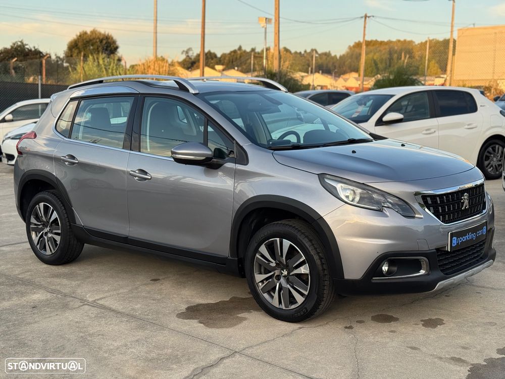 Peugeot 2008 1.2 PureTech Allure - 2