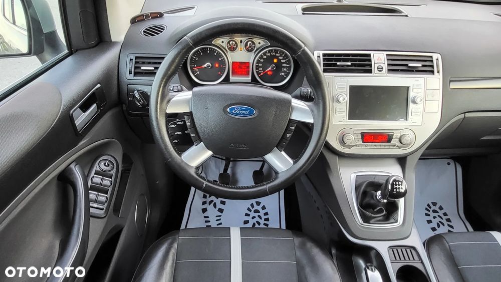 Ford Kuga 2.5 4x4 Champions Edition - 27