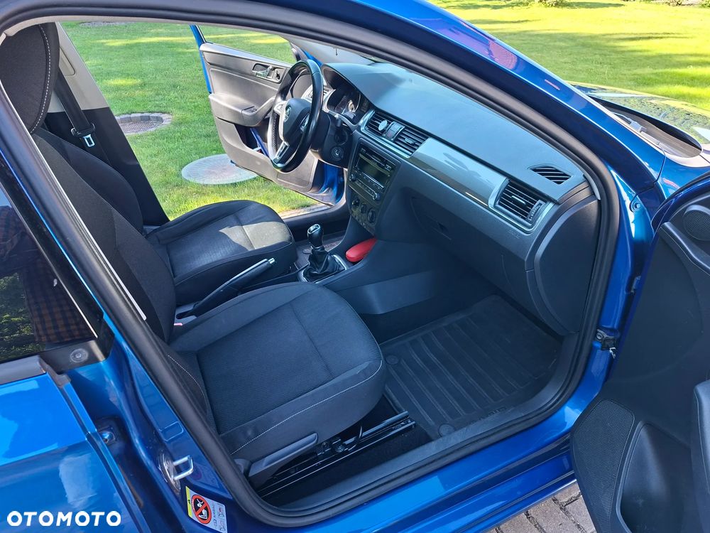 Skoda RAPID 1.2 TSI Ambition - 7