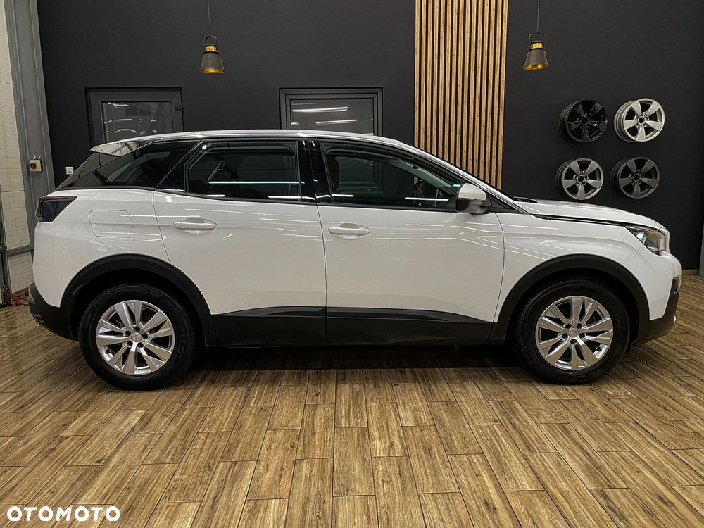 Peugeot 3008 1.2 PureTech GPF Allure S&S - 7