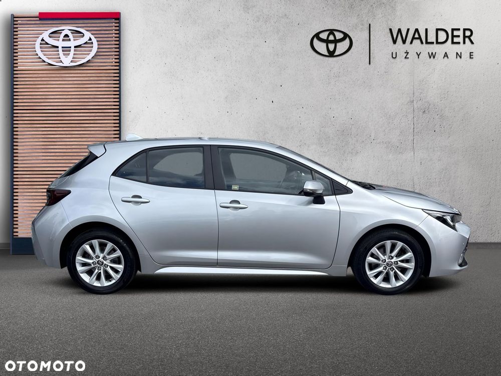 Toyota Corolla - 6