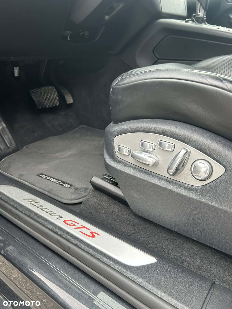 Porsche Macan GTS PDK - 23