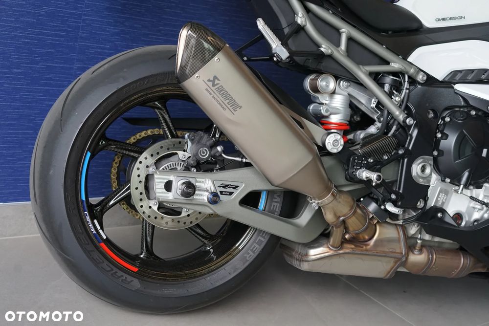 BMW S - 24