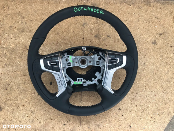 KIEROWNICA MULTIFUNKCYJNA OUTLANDER III