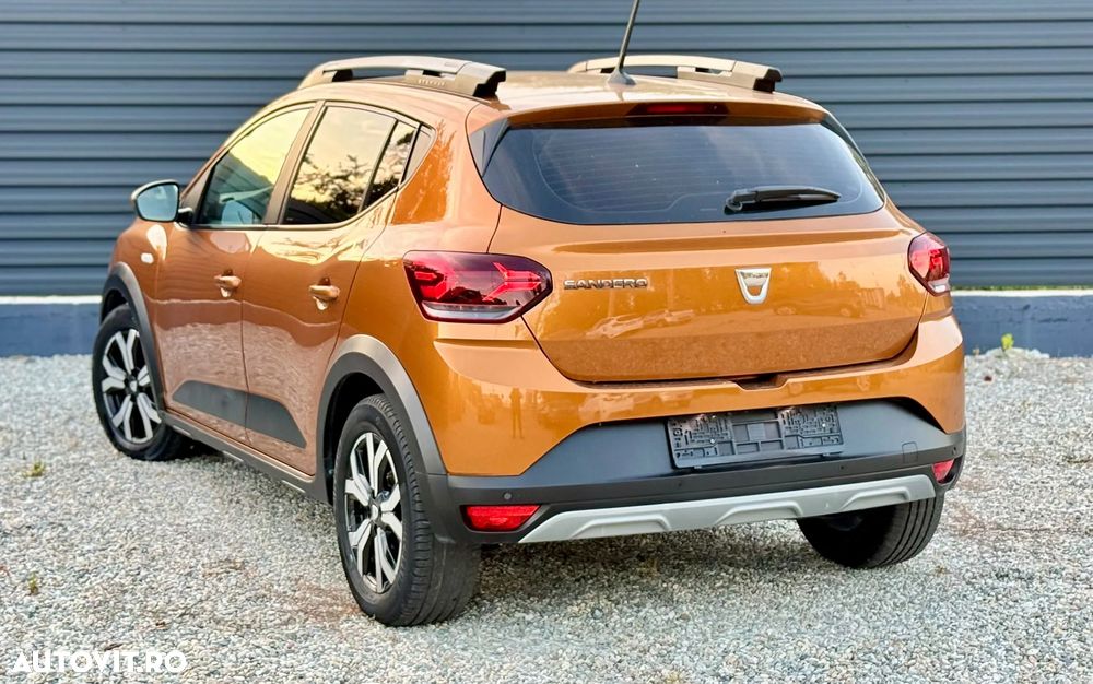 Dacia Sandero Stepway TCe 90 MT6 Essential - 2