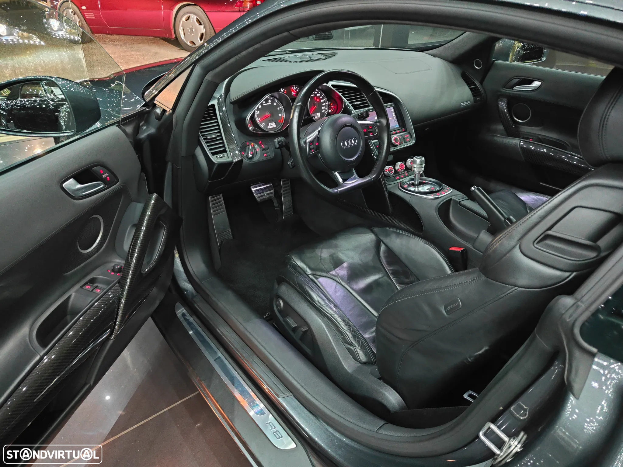 Audi R8 Coupé 4.2 FSI V8 quattro R-tronic - 11