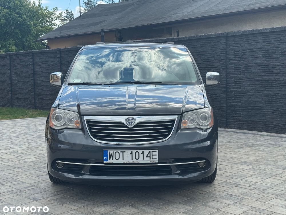 Lancia Voyager 3.6 Gold - 2