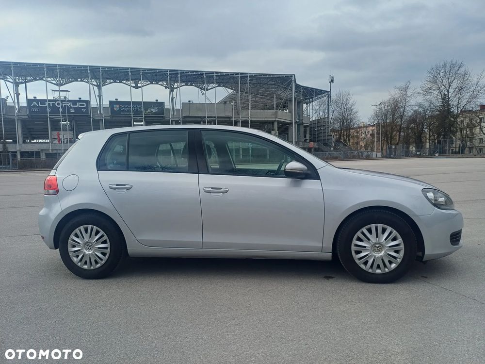 Volkswagen Golf 1.6 TDI Comfortline - 5