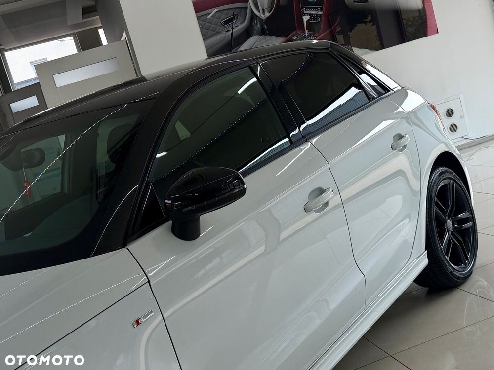 Audi A1 Sportback 1.2 TFSI S line edition m S line Sportpaket - 34