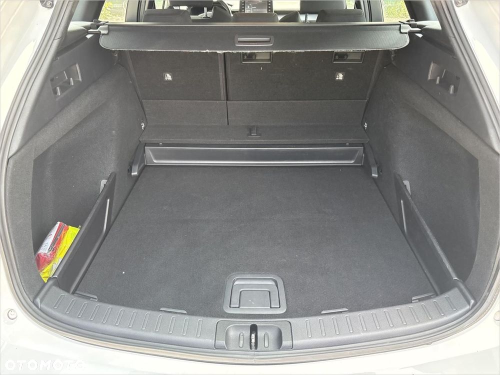 Toyota Corolla 1.8 Hybrid Active - 16