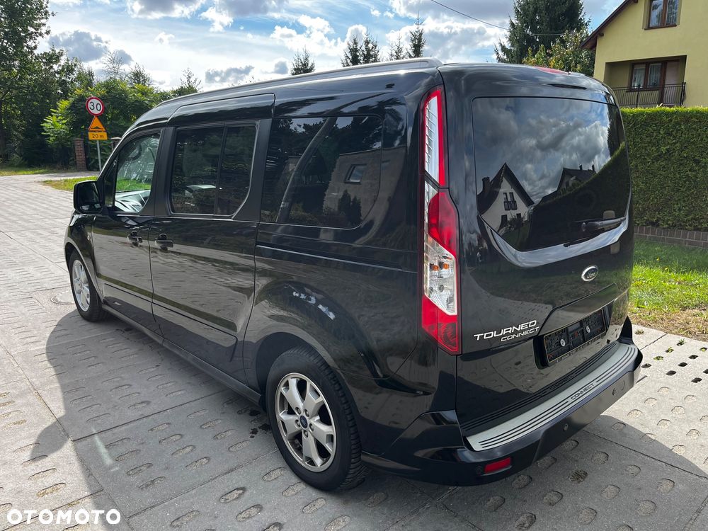 Ford Tourneo Connect Grand - 22