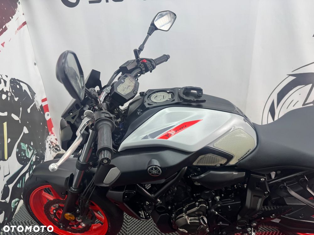 Yamaha MT - 11