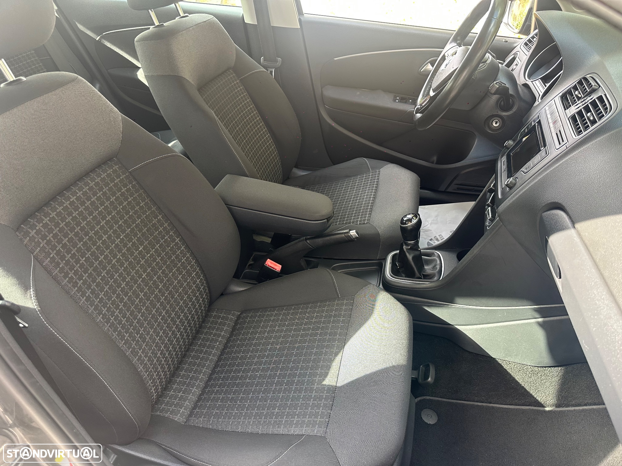 VW Polo 1.4 TDi BlueMotion - 10