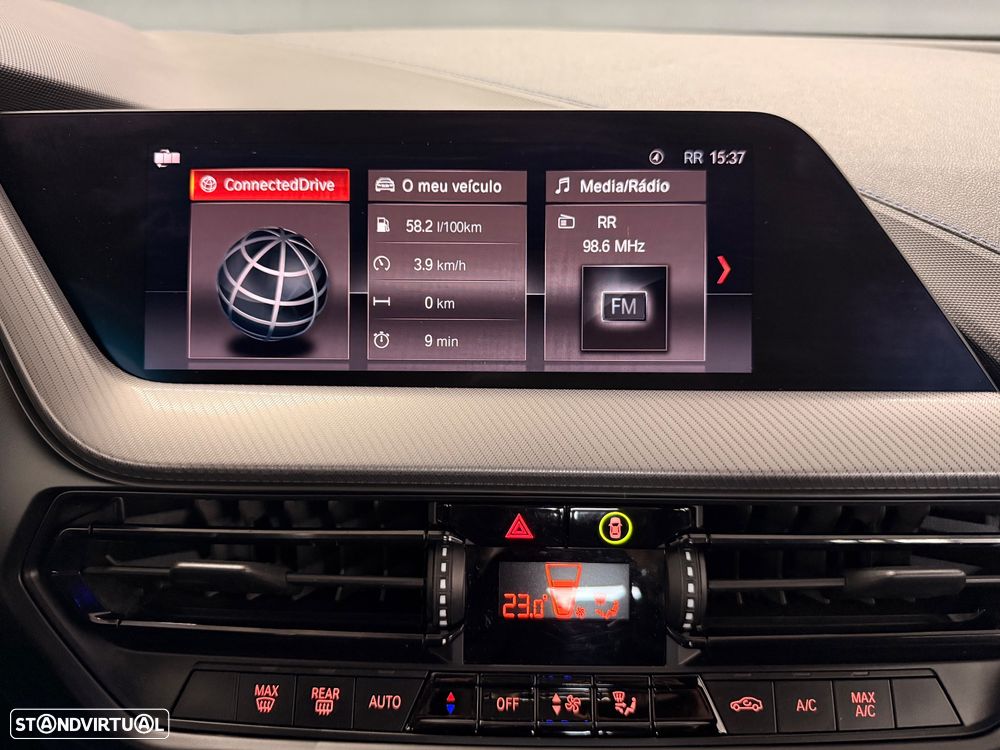 BMW 118 i Pack Desportivo M Auto - 17