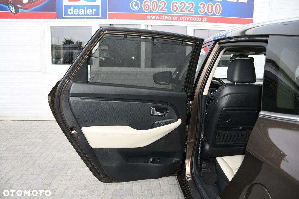 Kia Carens 1.7 CRDi Edition 7 - 35