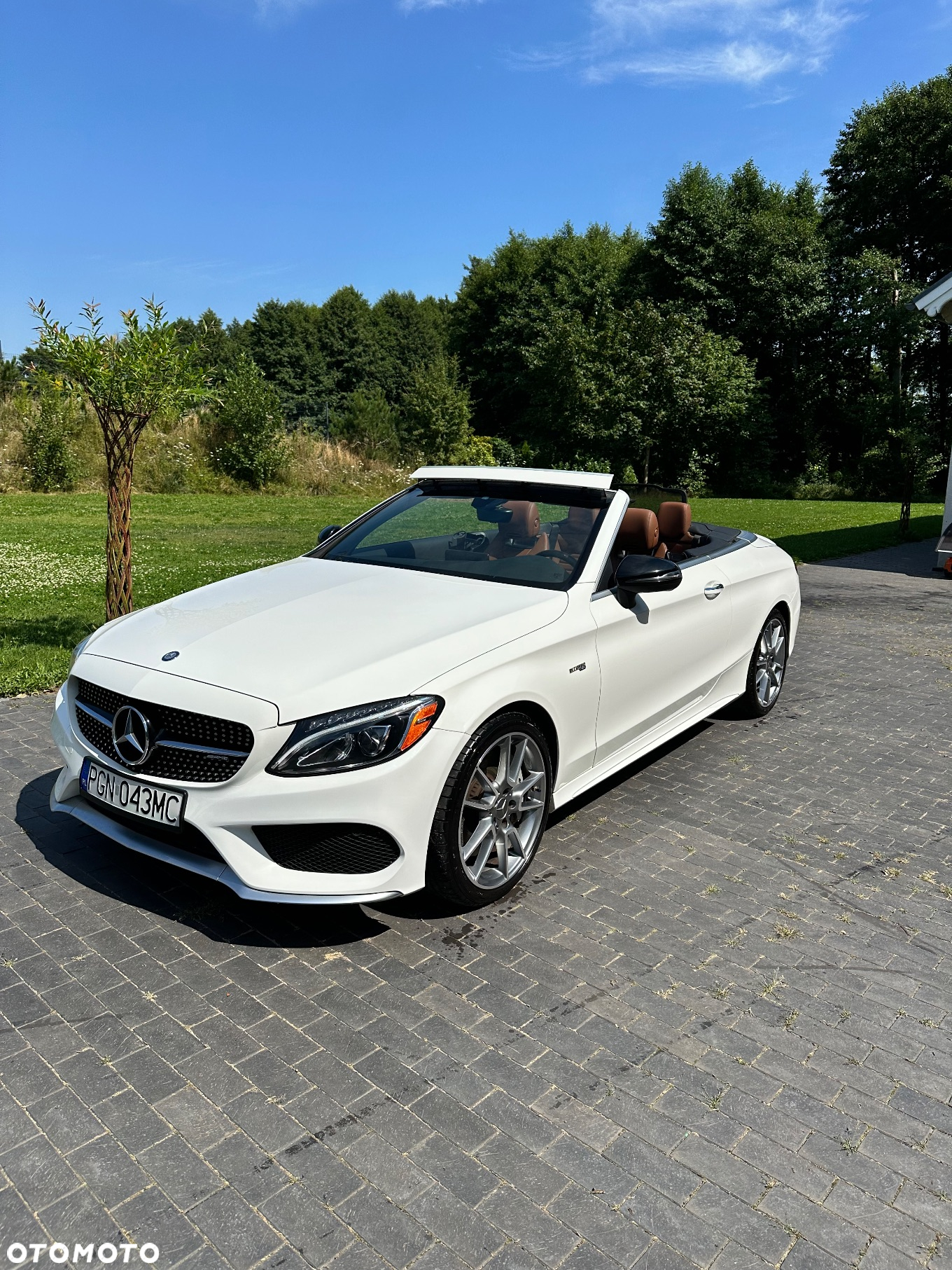 Mercedes-Benz Klasa C AMG 43 4-Matic Kabriolet - 2