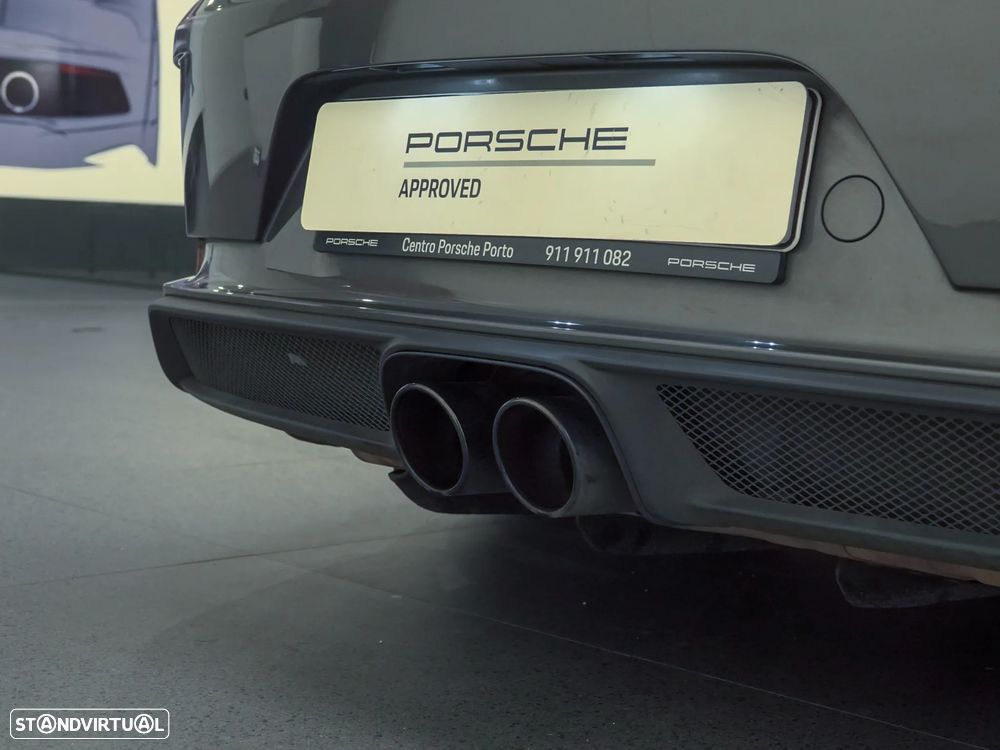 Porsche 911 Série F - 16