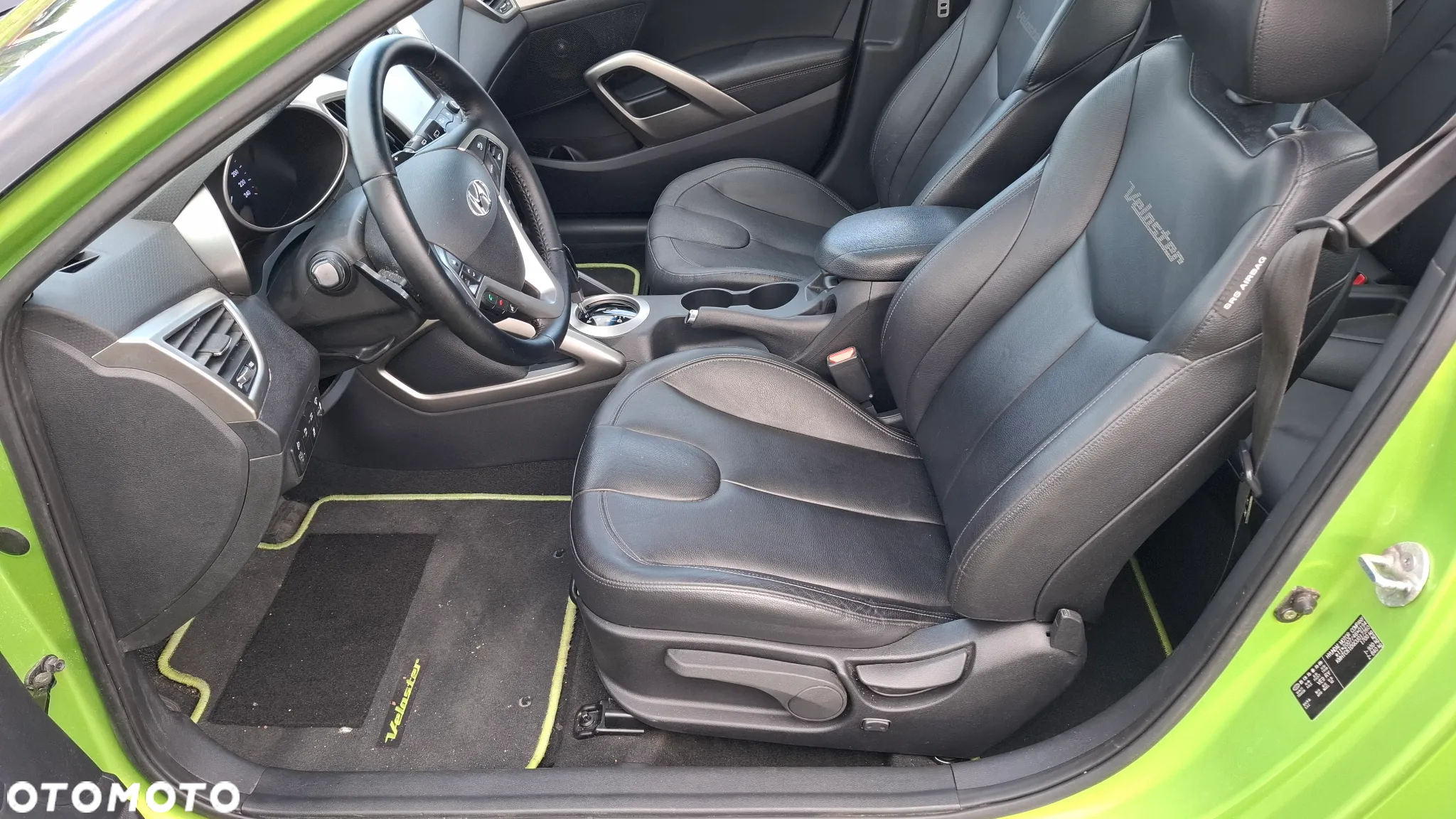 Hyundai Veloster 1.6 GDI Premium - 10
