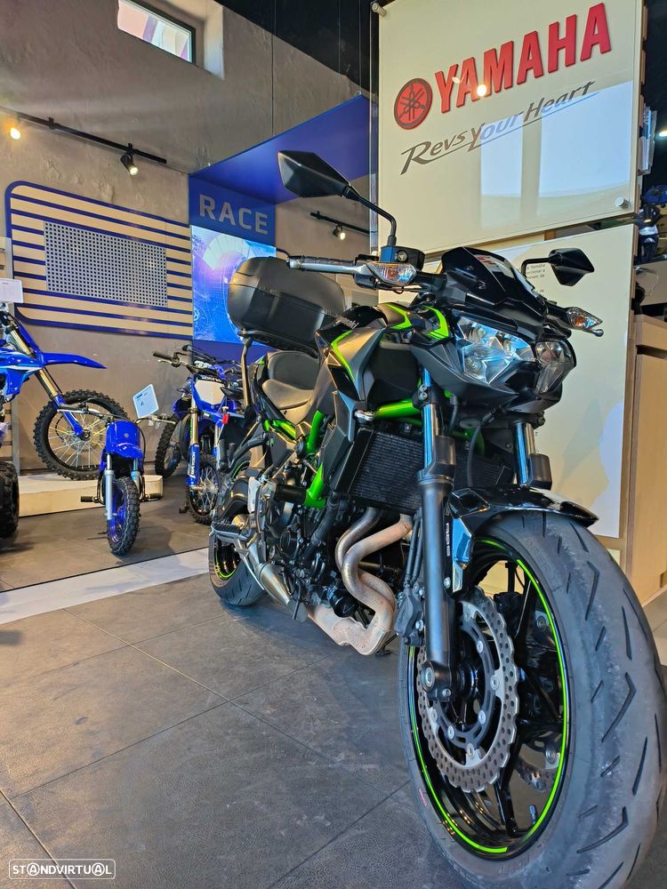 Kawasaki ER Z650 - 4