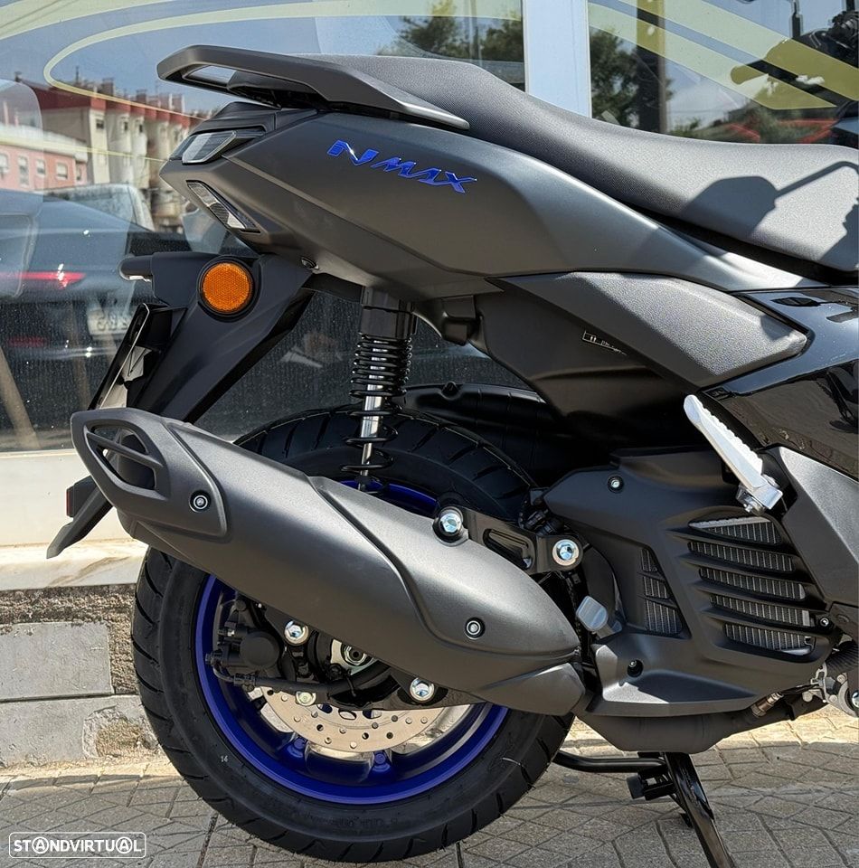 Yamaha NMAX 72euros mes - 8