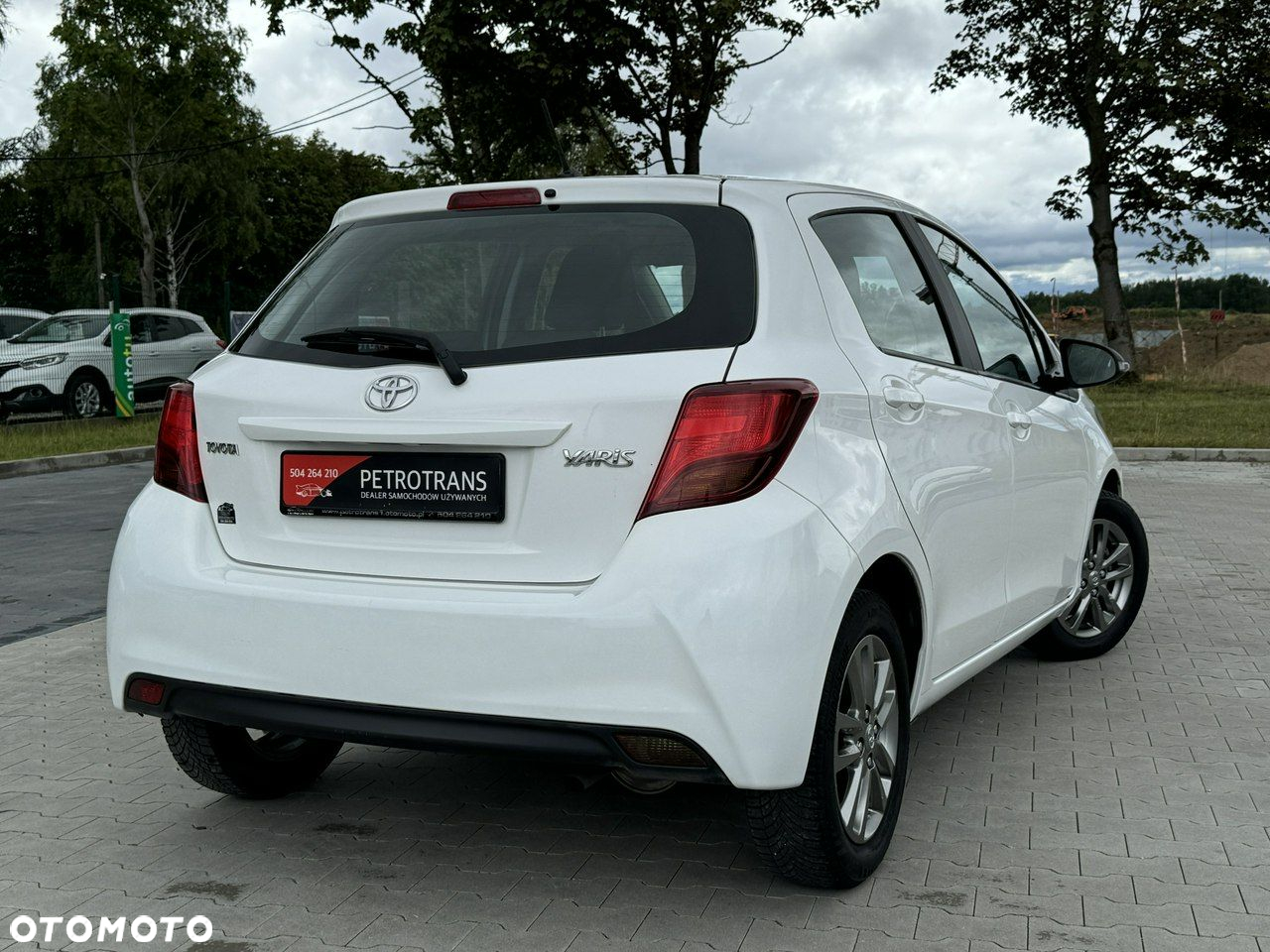 Toyota Yaris - 10