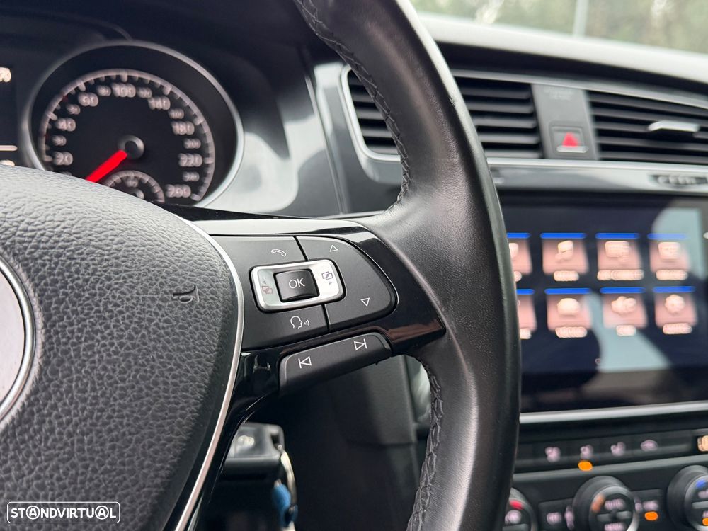 VW Golf 1.0 TSI Confortline - 45