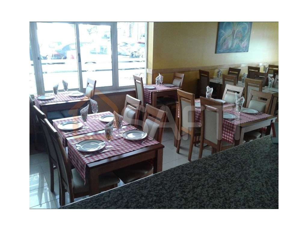 Restaurante Pizzaria Vende-se em Viseu Oportunidade 340 000€ - Grande imagem: 2/9