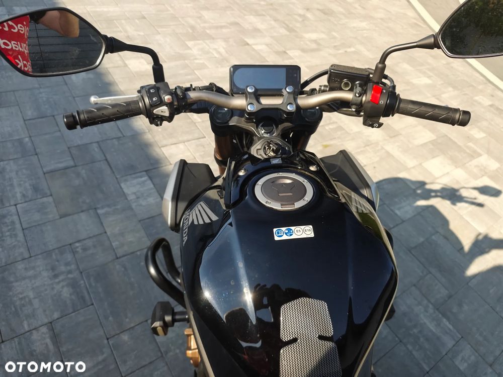 Honda CB - 9