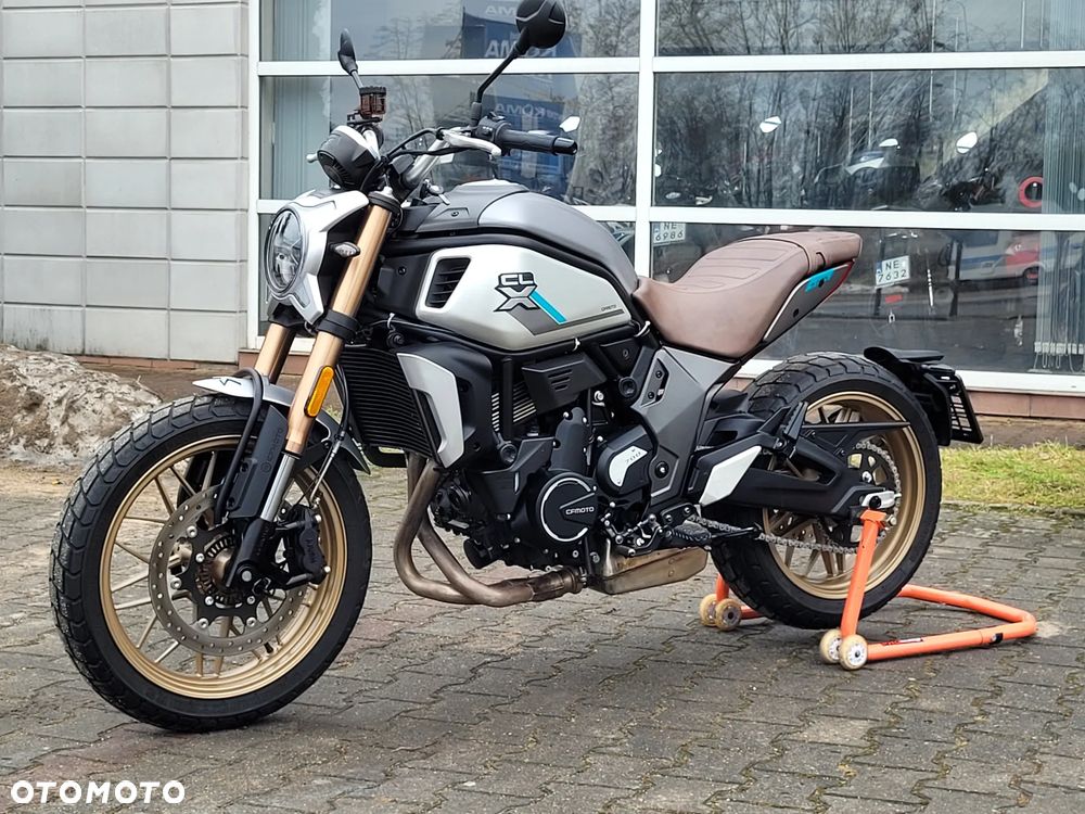 CFMoto 700CL-X Heritage - 7