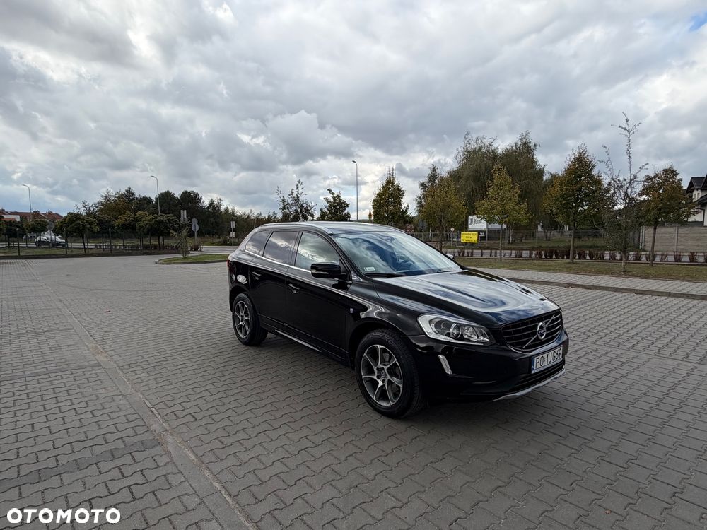 Volvo XC 60 D4 Drive-E Ocean Race - 9