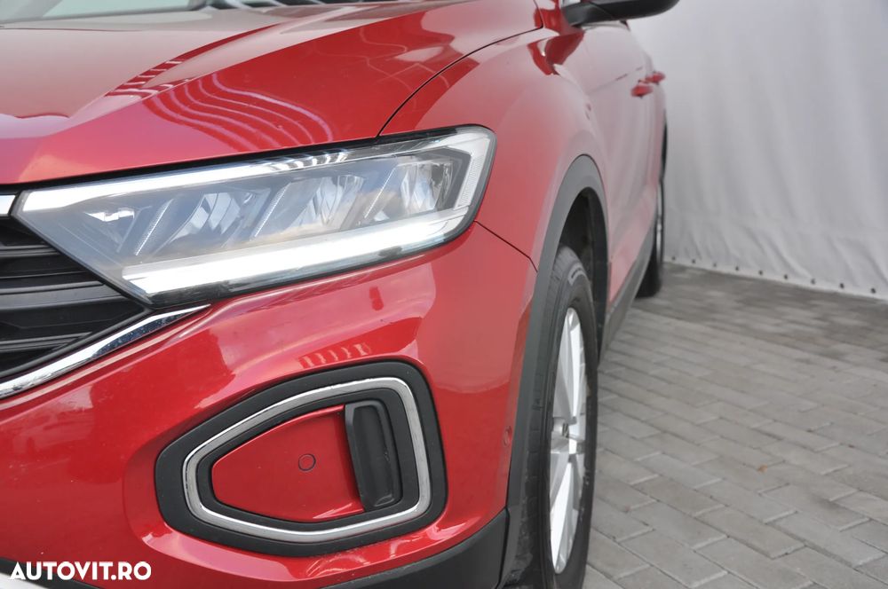 Volkswagen T-Roc - 9
