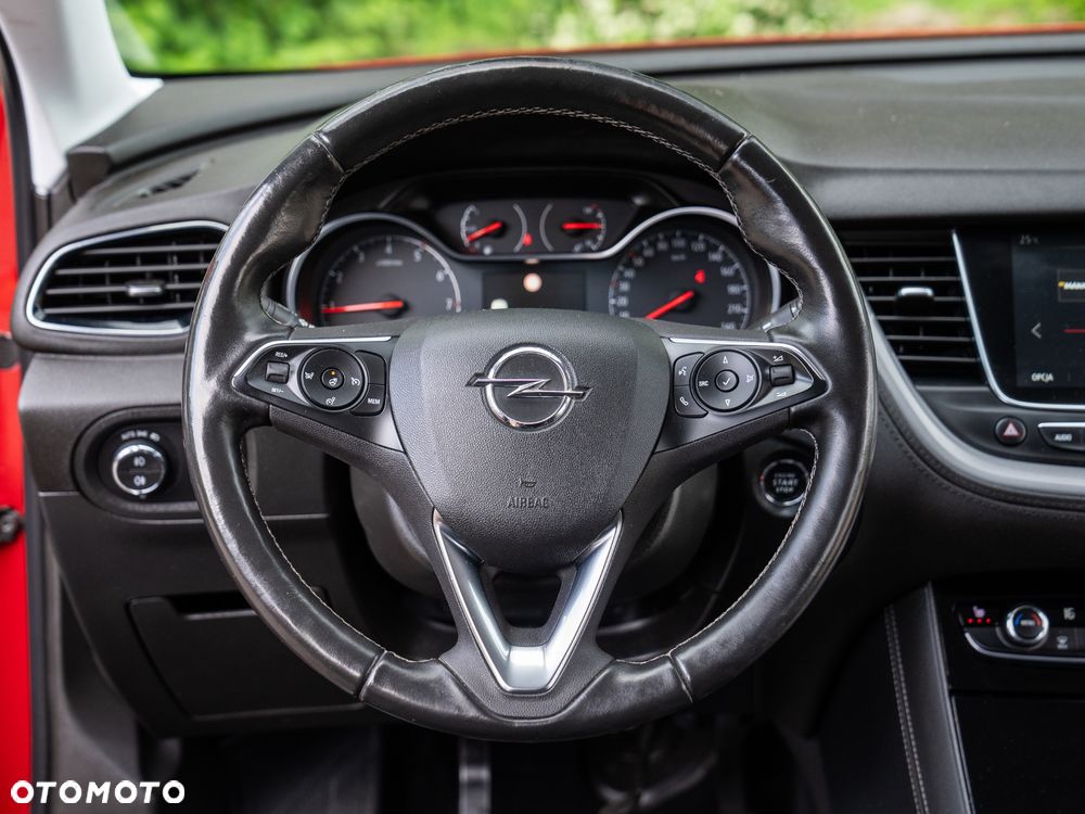 Opel Grandland X 1.2 Start/Stop Business INNOVATION - 32