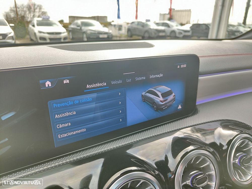 Mercedes-Benz CLA 180 d Shooting Brake AMG Line Aut. - 49