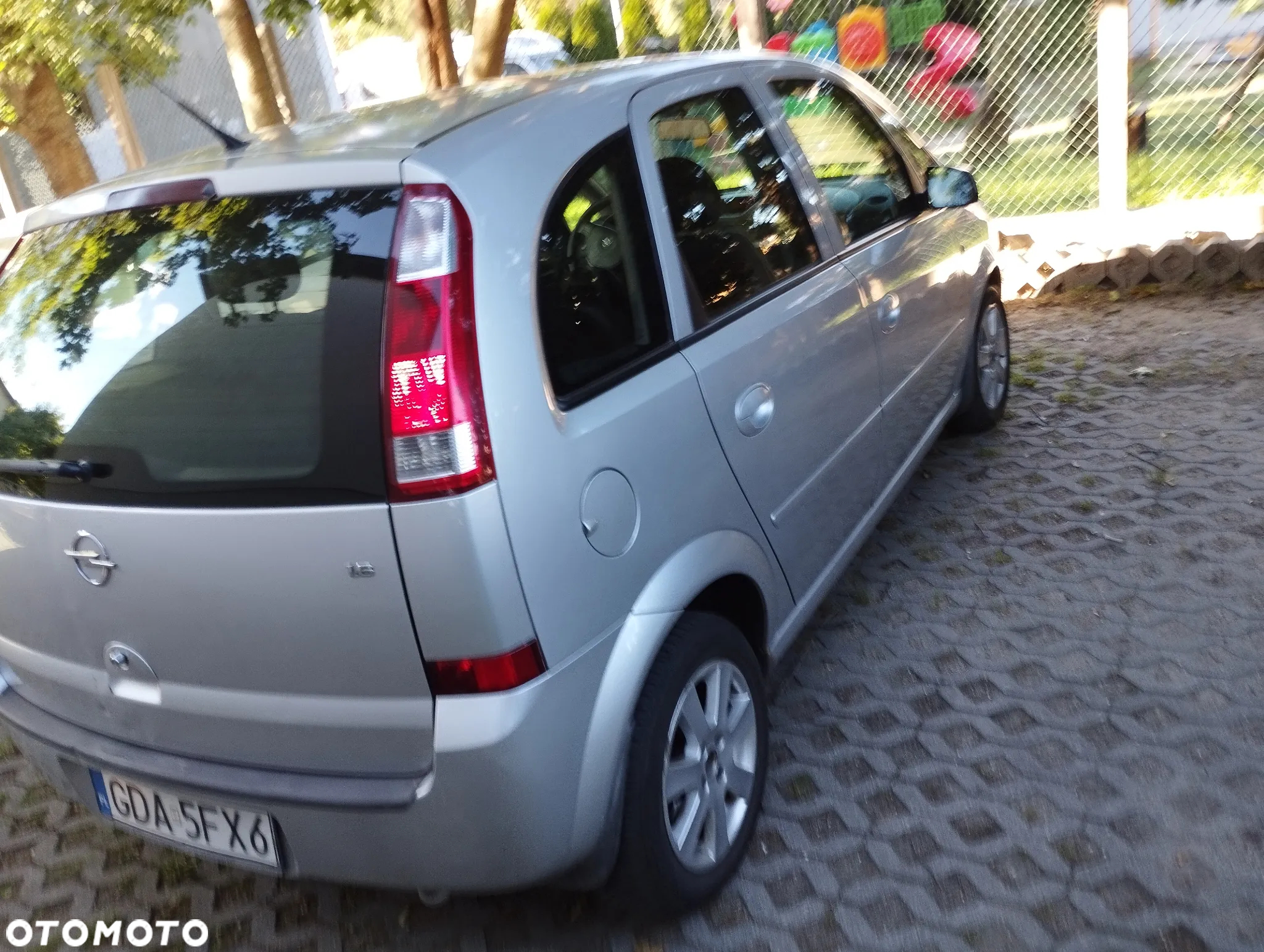 Opel Meriva 1.6 16V Essentia - 7